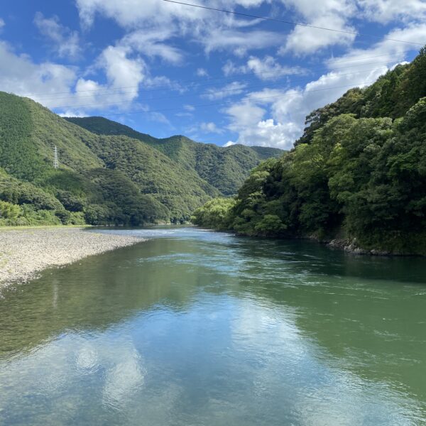 旅の終わりは